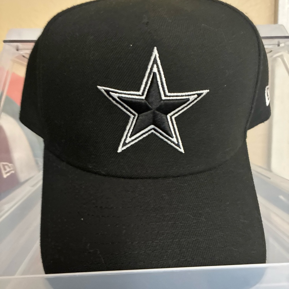 DALLAS COWGIRLS SNAPBACK